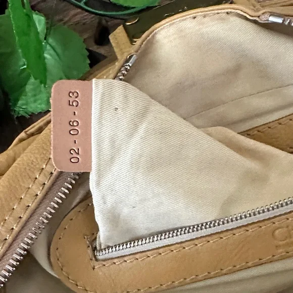 Chloe Paddington Shoulder Mustard Leather Satchel and wallet - Picture 13 of 16